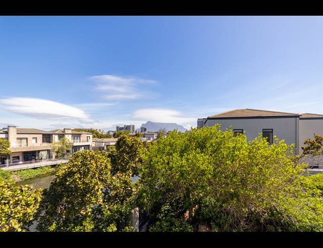 3 BEDROOM TOWNHOUSE TO LET IN CENTURY CITY